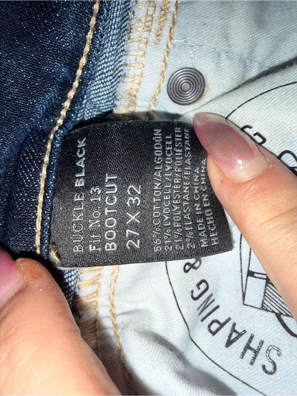 Buckle Black Fit No. 13 Bootcut Jeans – Size 27x32